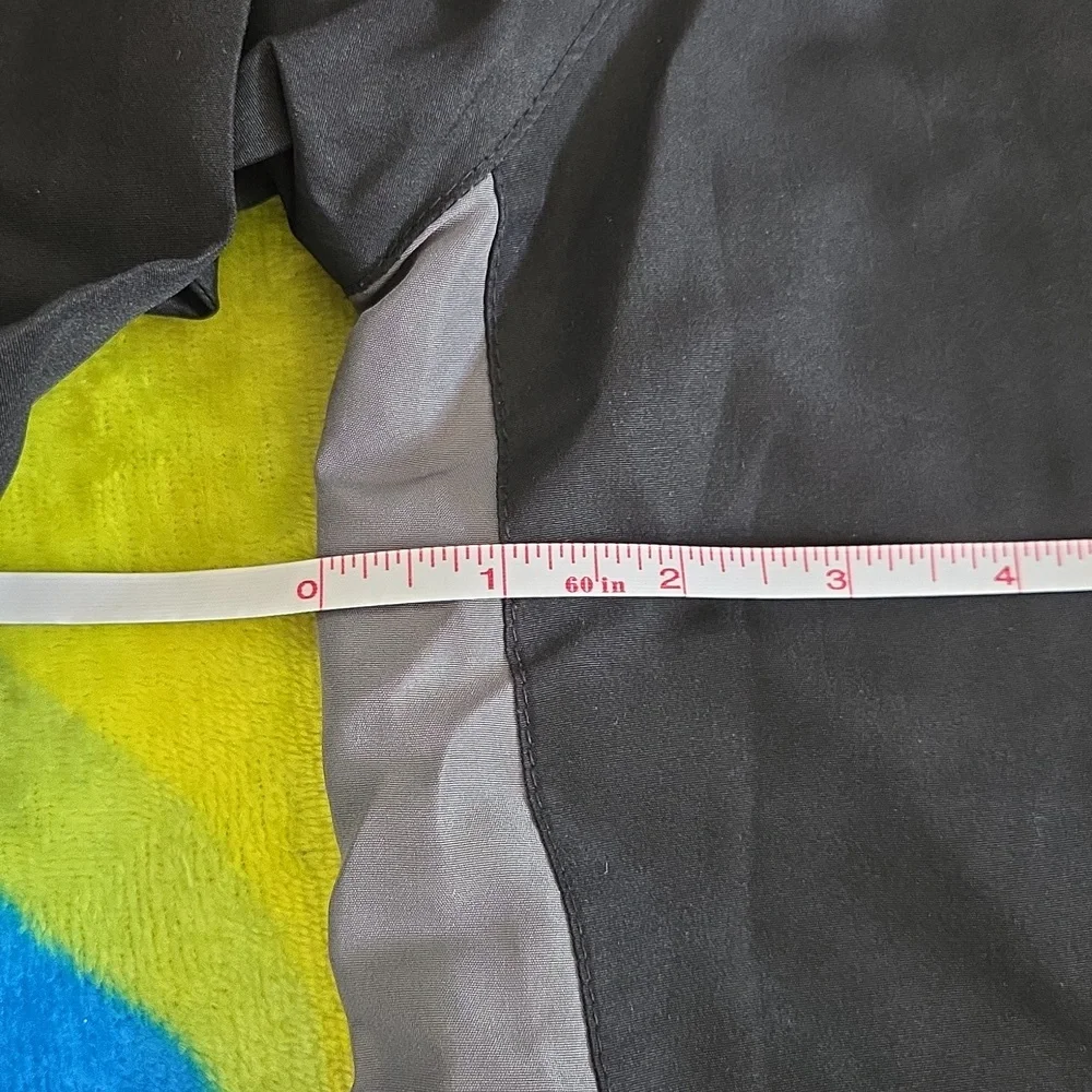 Old Navy Men's Large Black and Gray Hooded Jacket 💙2 for$30